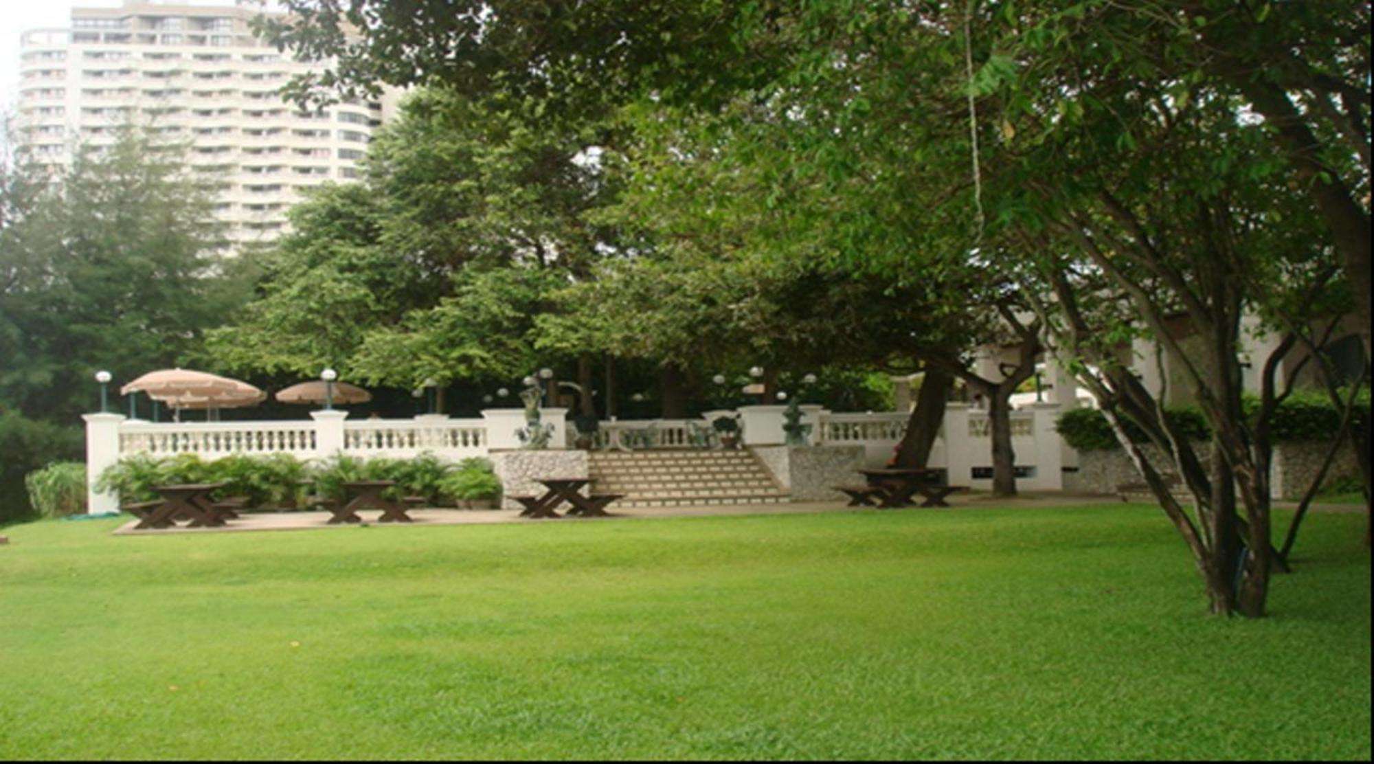 Purimas Beach Hotel & Spa Ban Chang  Exteriör bild