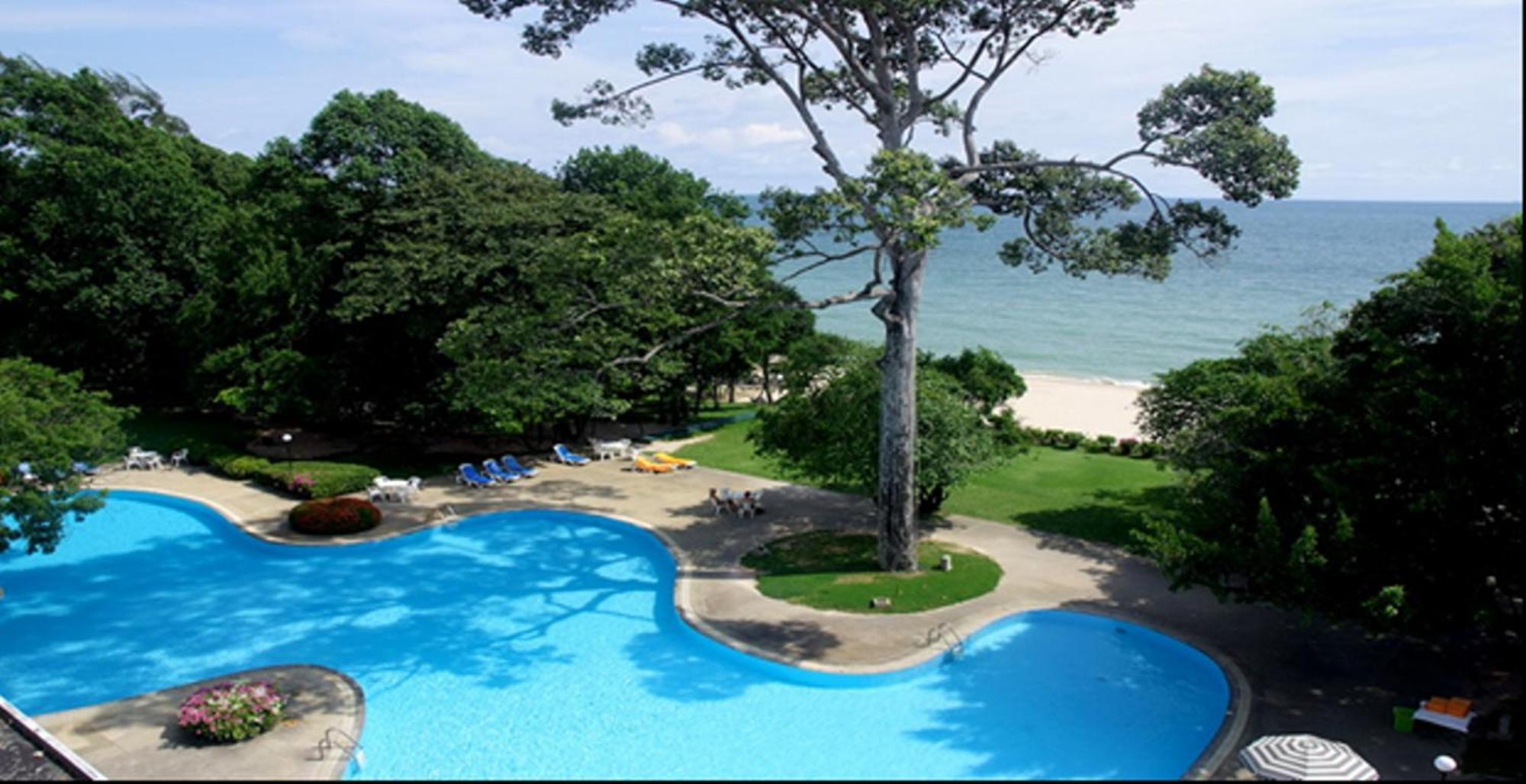 Purimas Beach Hotel & Spa Ban Chang  Exteriör bild