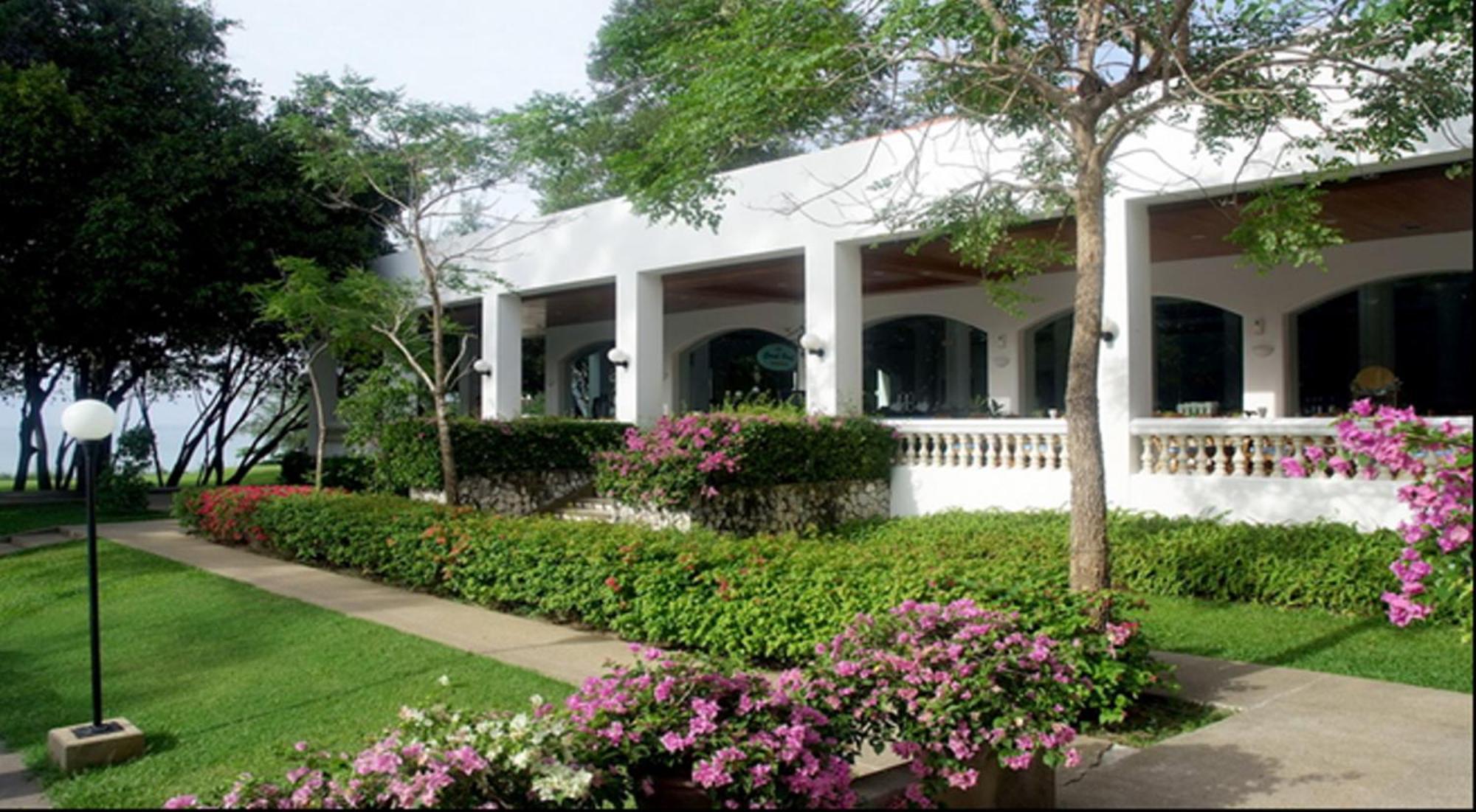 Purimas Beach Hotel & Spa Ban Chang  Exteriör bild